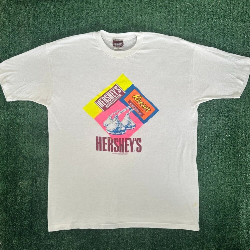 Vintage 90s Hershey Reese’s Chocolate T-Shirt White L Single Stitch Promo Neon